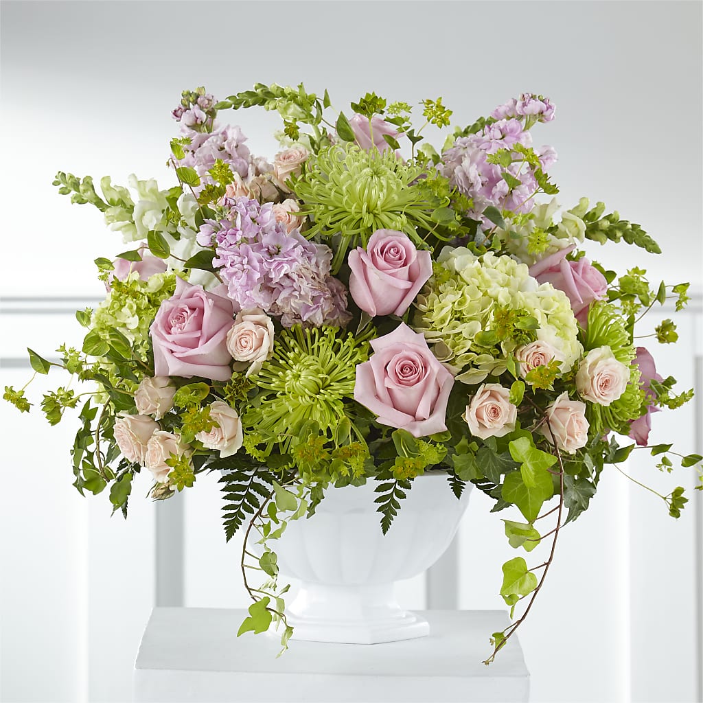 Radiant Embrace Arrangement – Ellijay Florist And Gifts, Ellijay GA