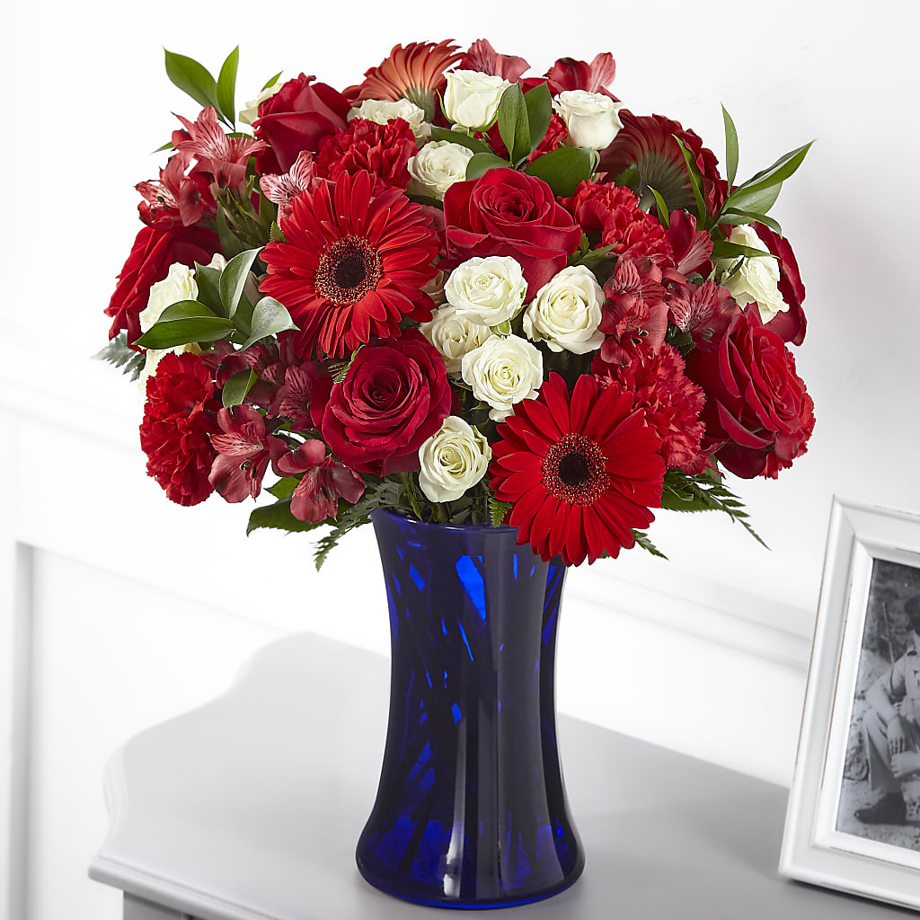 Hearts Embrace Bouquet – Ellijay Florist And Gifts, Ellijay GA