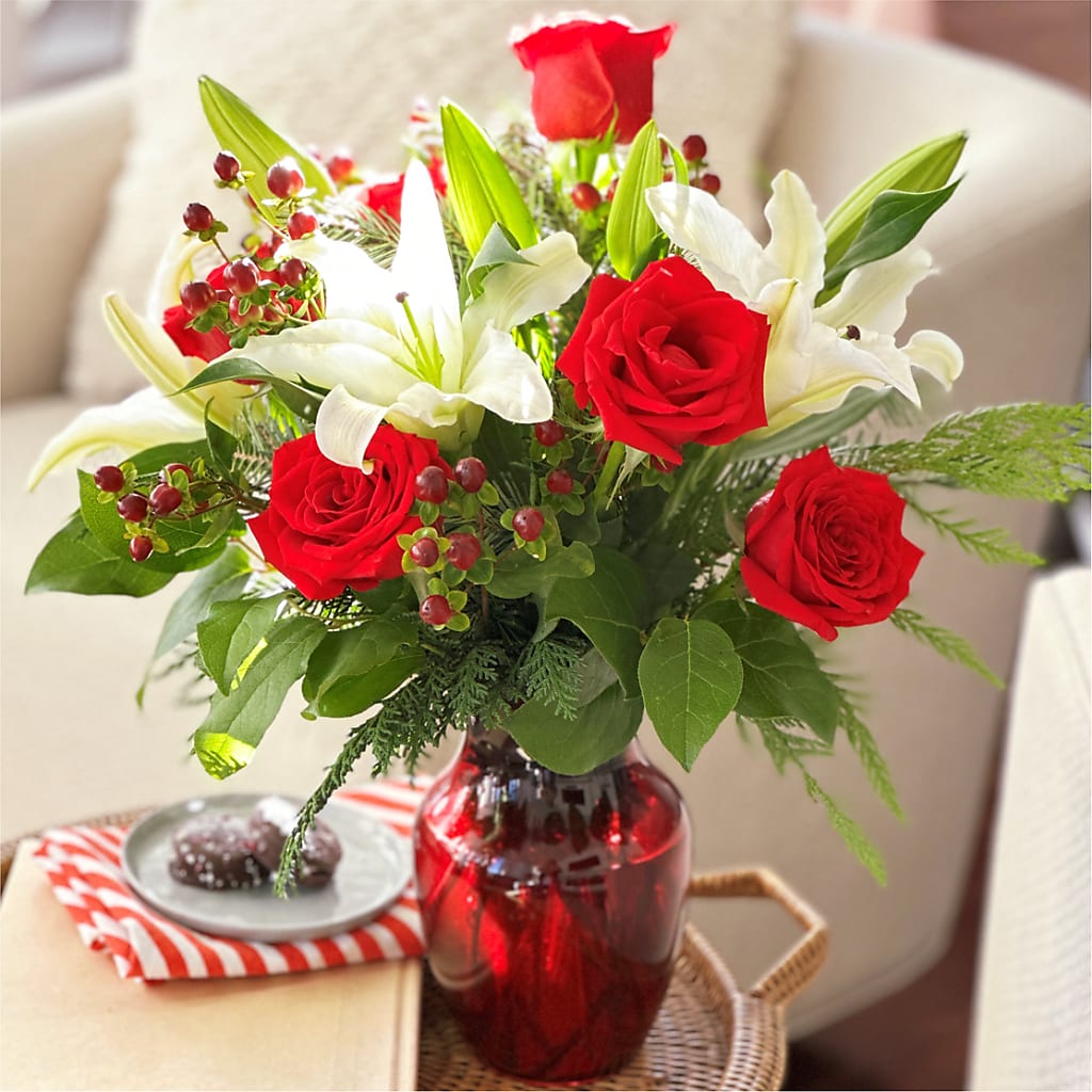 Evergreen Delight Bouquet – Ellijay Florist And Gifts, Ellijay GA