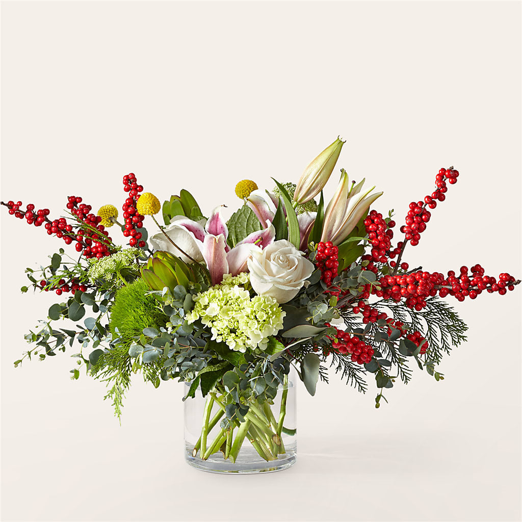Berry & Bright Bouquet – Ellijay Florist And Gifts, Ellijay GA