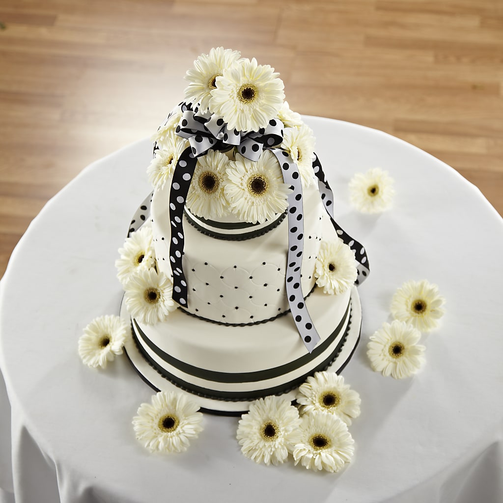 Simple Sophistication Cake Décor – Ellijay Florist And Gifts, Ellijay GA