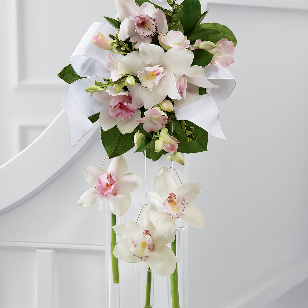 Perfect Entrance Pew Arrangement – Ellijay Florist And Gifts, Ellijay GA