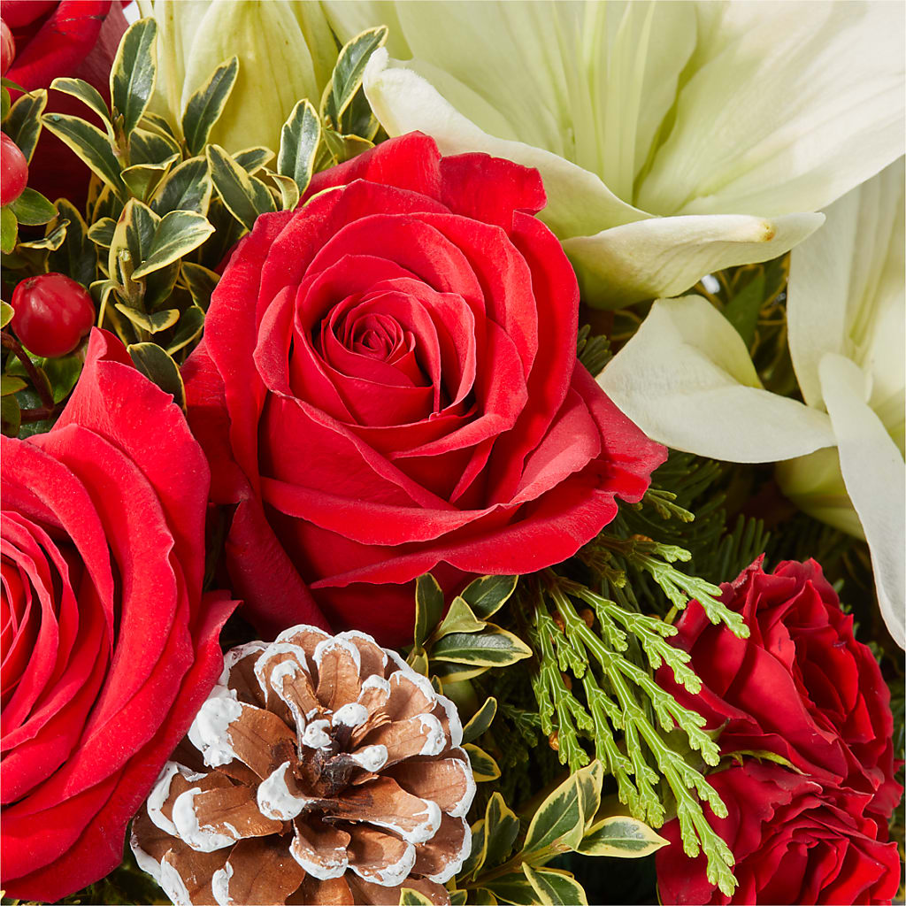 Snowy Wonderland Bouquet –  Ellijay Florist And Gifts, Ellijay GA