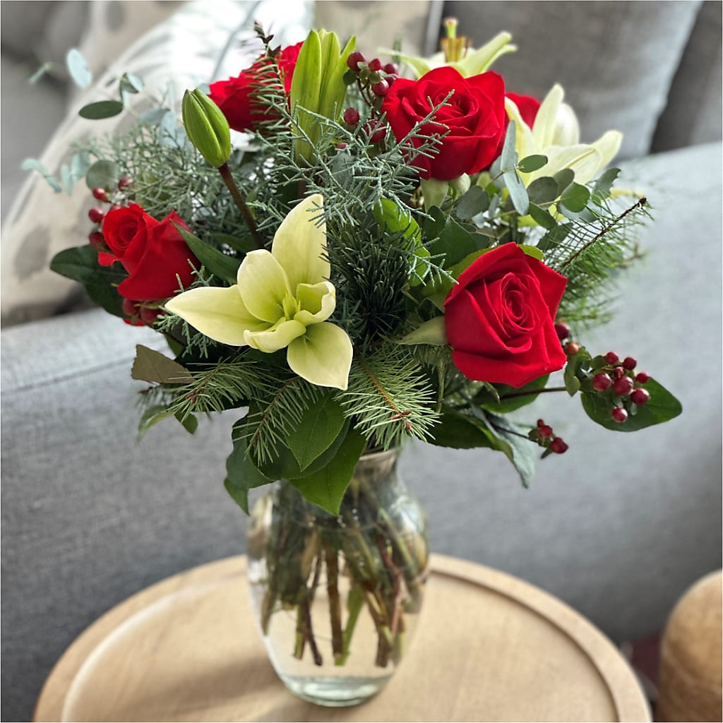 Glittering Lights Bouquet –  Ellijay Florist And Gifts, Ellijay GA