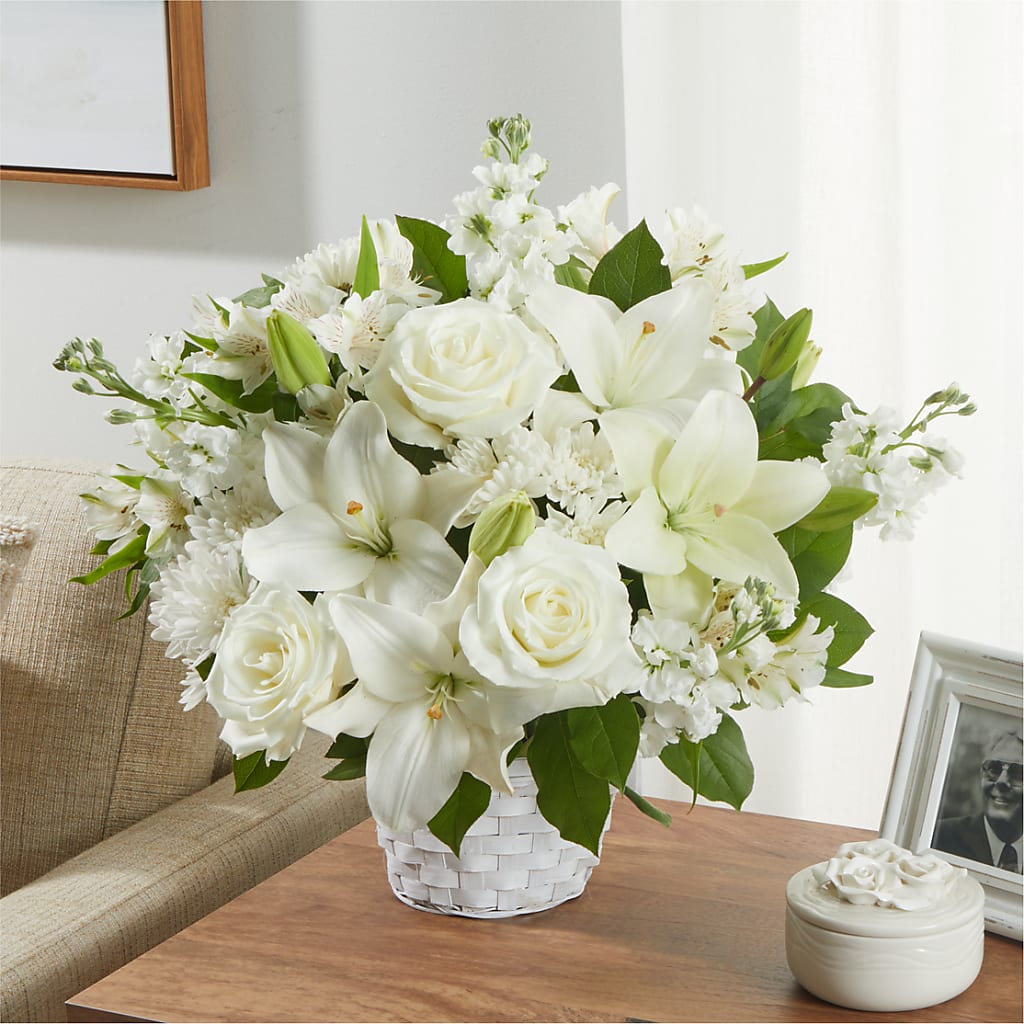 Peaceful Reflections Arrangement –  Ellijay Florist And Gifts, Ellijay GA