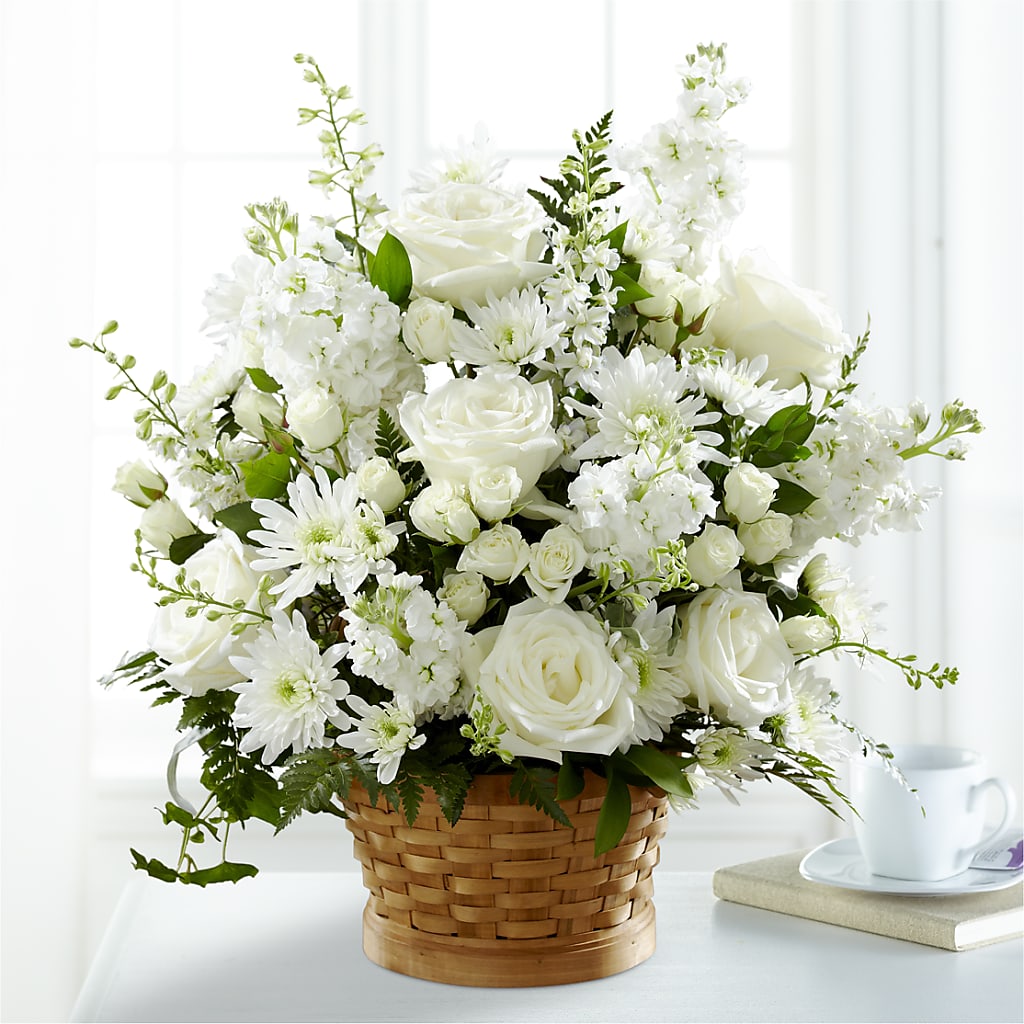Heartfelt Condolences Arrangement –  Ellijay Florist And Gifts, Ellijay GA