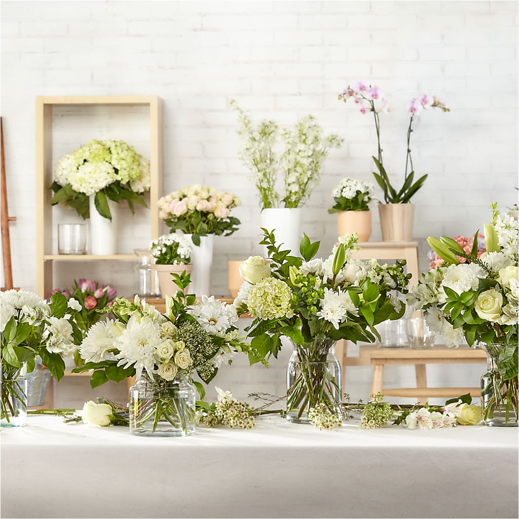 Classic Ivory – A Florist Original –  Ellijay Florist And Gifts, Ellijay GA