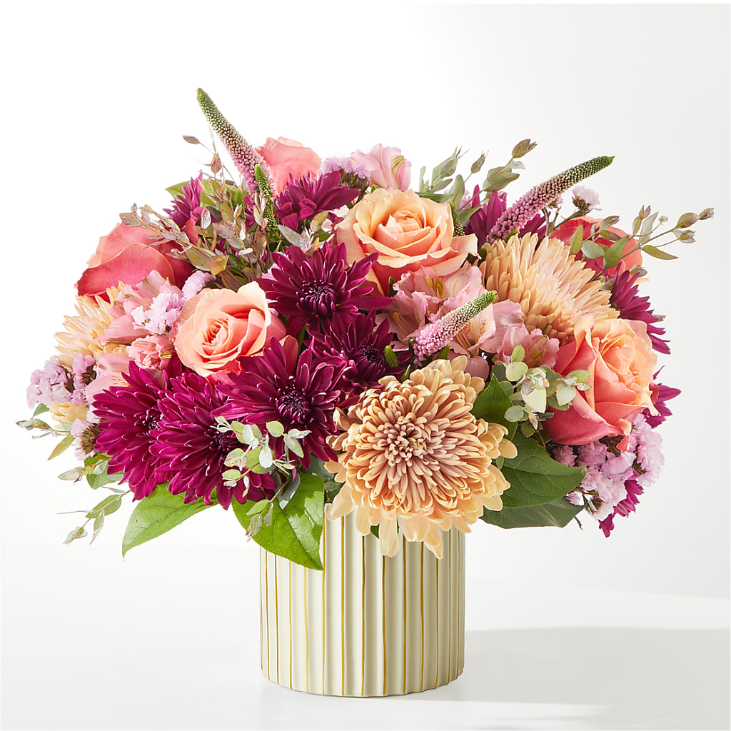 Berry Cobbler Bouquet with Ivory Vase –  Ellijay Florist And Gifts, Ellijay GA